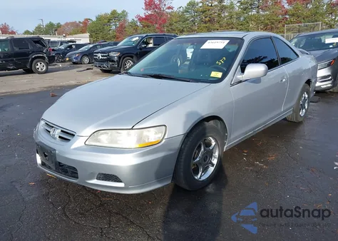 2001 Honda Accord 2.3 Ex из США, поврежденный, VIN 1HGCG32771A032140